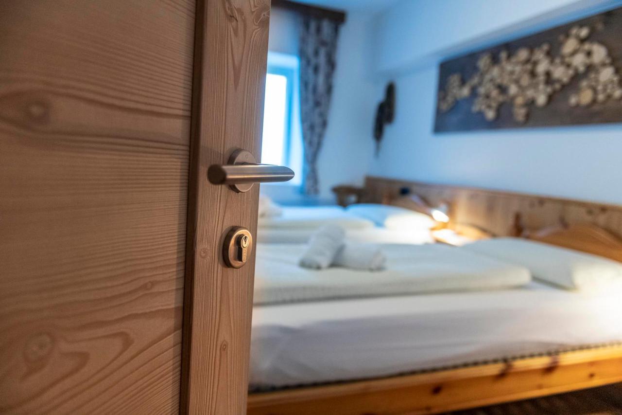 Appartamenti Residence La Roggia Pozza di Fassa Exteriér fotografie