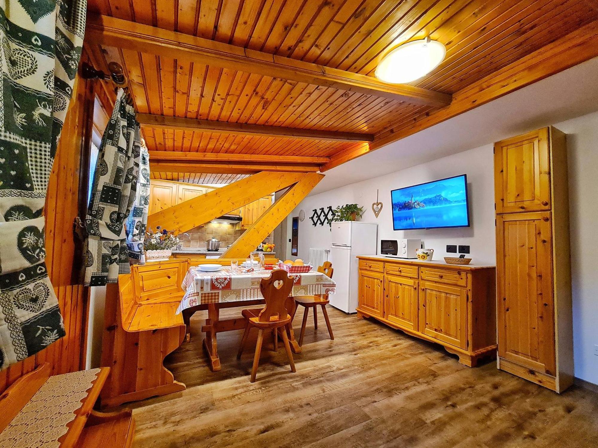 Appartamenti Residence La Roggia Pozza di Fassa Pokoj fotografie