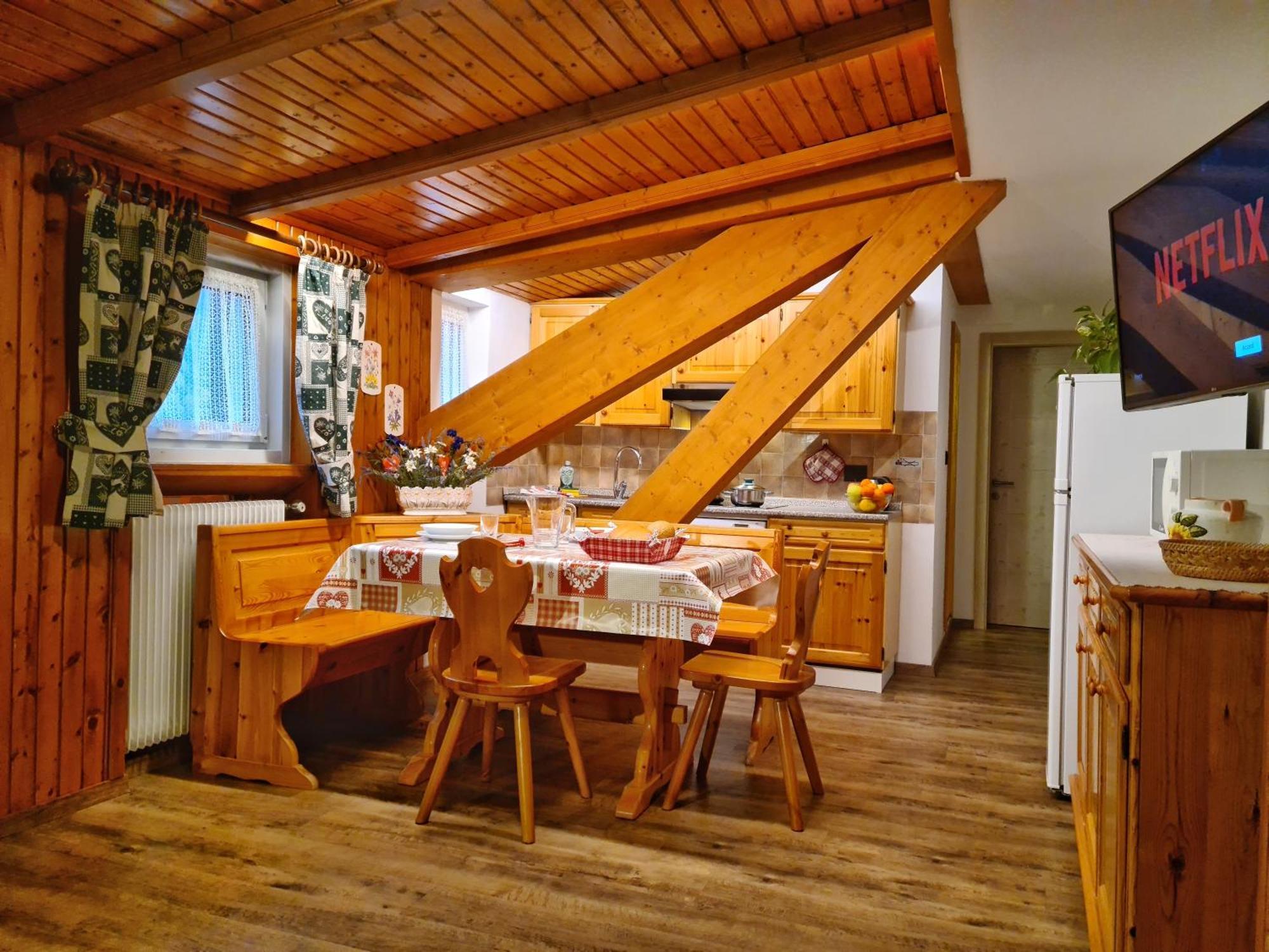 Appartamenti Residence La Roggia Pozza di Fassa Pokoj fotografie